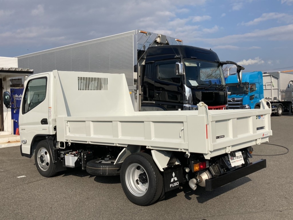 三菱 キャンター 2RG-FBA60(2WD)の写真3