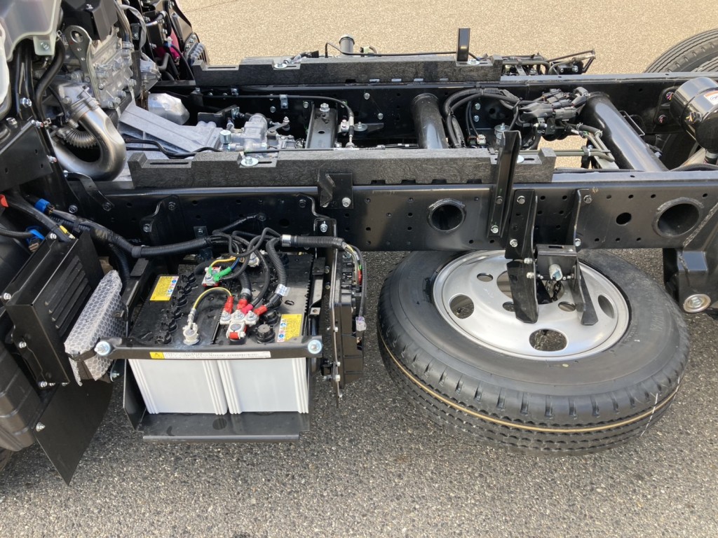 シャーシ周りの状態です。|三菱 キャンター 2RG-FBA60(2WD)の写真23