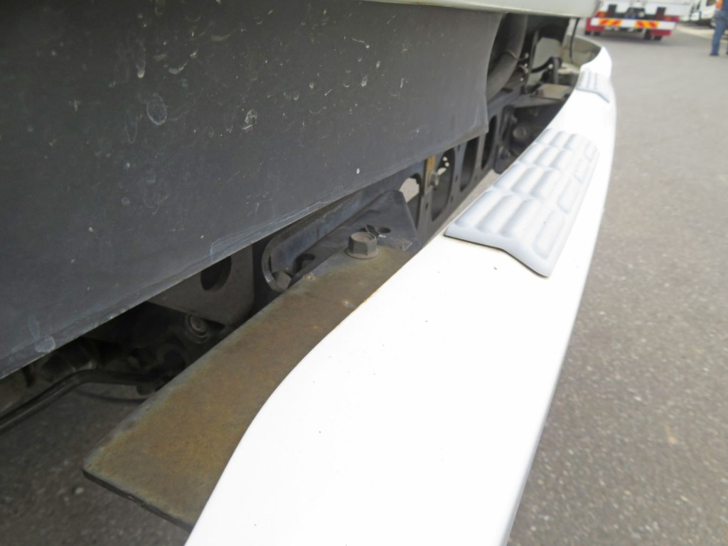 いすゞ フォワード PKG-FRR90S2(2WD)の写真33