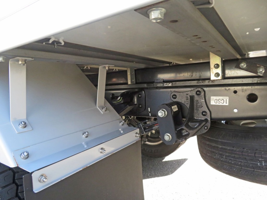 いすゞ エルフ 2RG-NMR88AN(2WD)の写真5