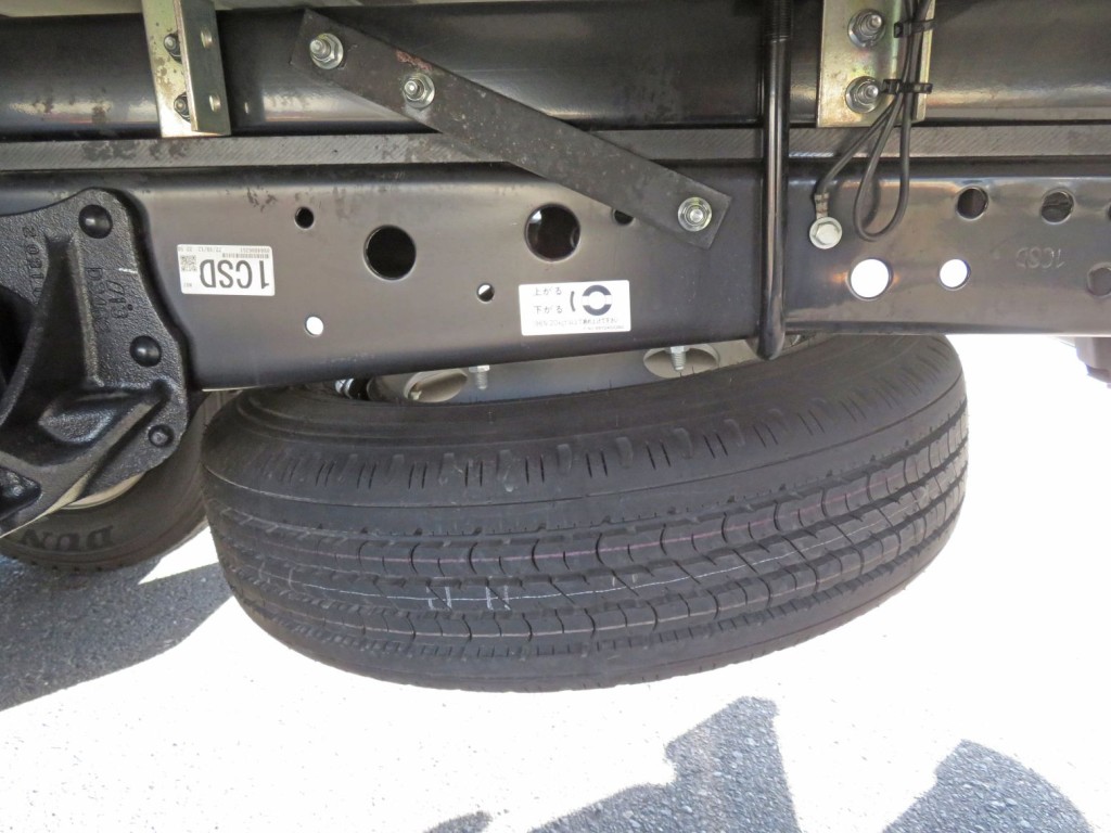 いすゞ エルフ 2RG-NMR88AN(2WD)の写真13