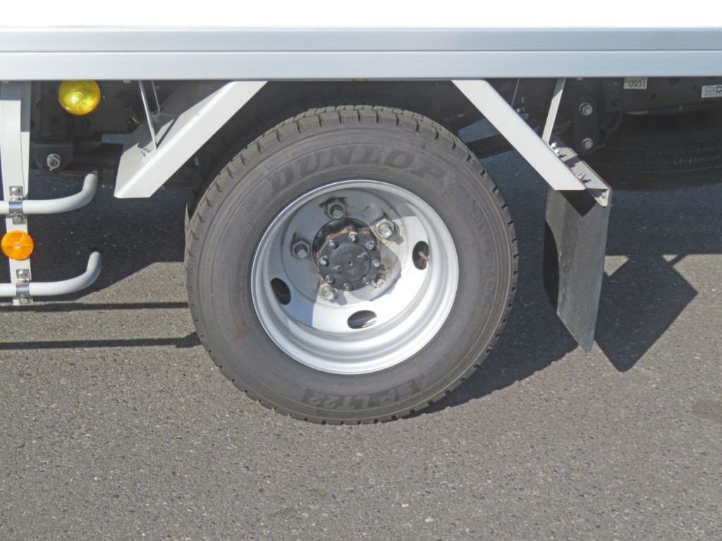 いすゞ エルフ 2RG-NMR88AN(2WD)の写真14