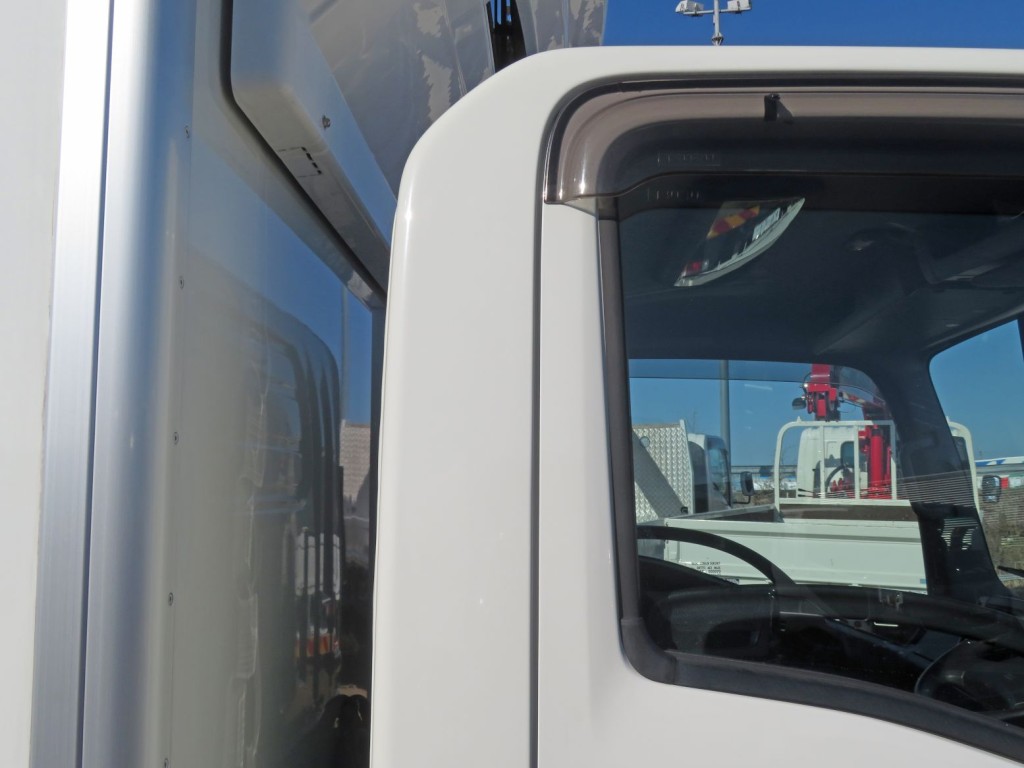 いすゞ エルフ 2RG-NMR88AN(2WD)の写真19