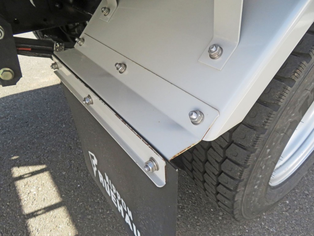 いすゞ エルフ 2RG-NMR88AN(2WD)の写真28