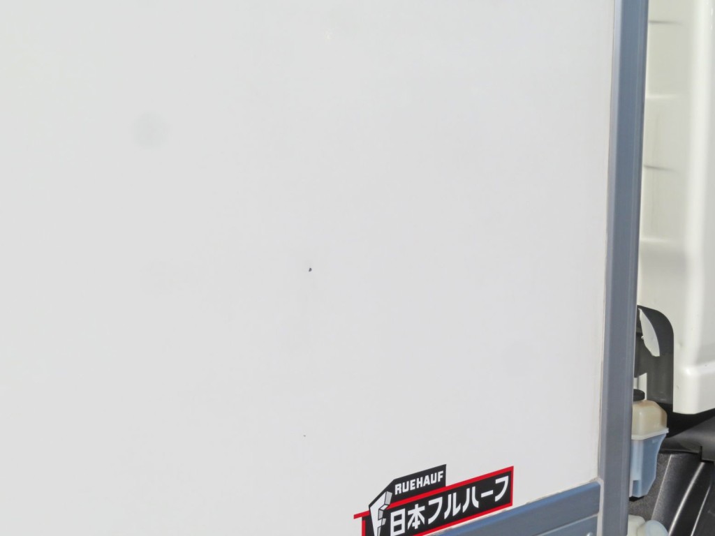 いすゞ エルフ 2RG-NMR88AN(2WD)の写真29