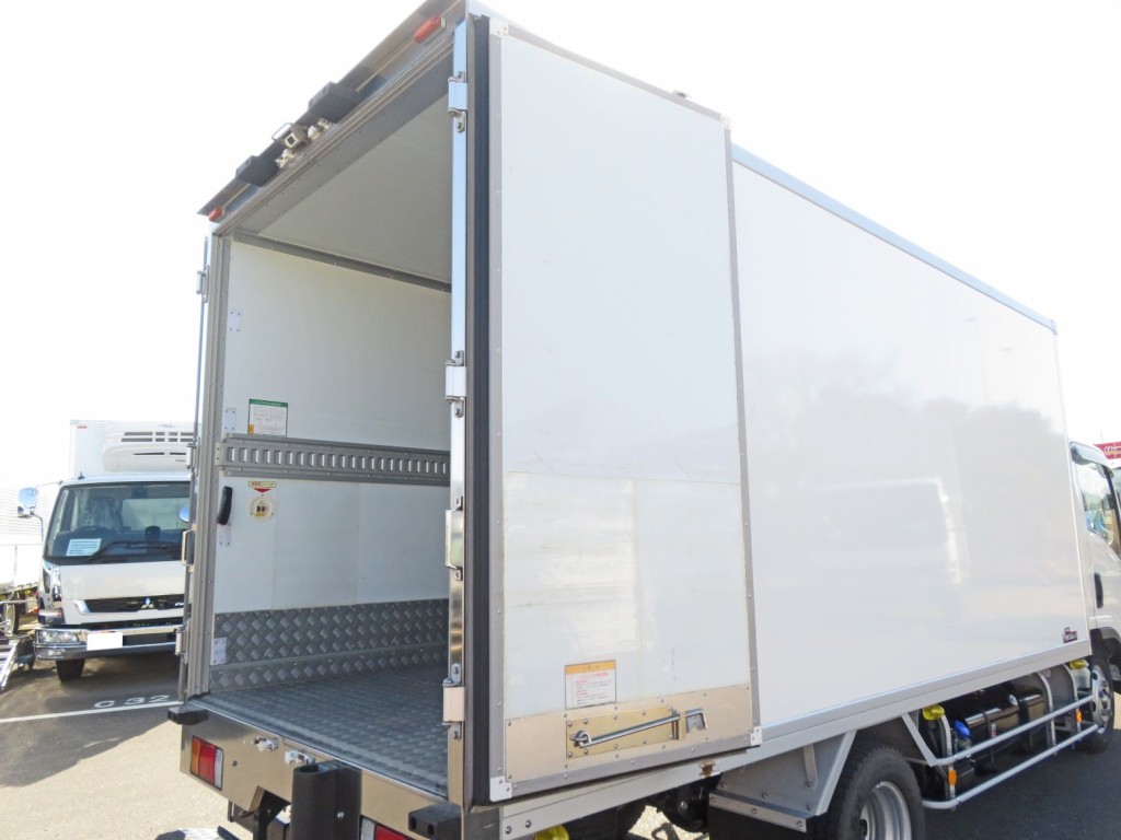 いすゞ エルフ 2RG-NMR88AN(2WD)の写真35