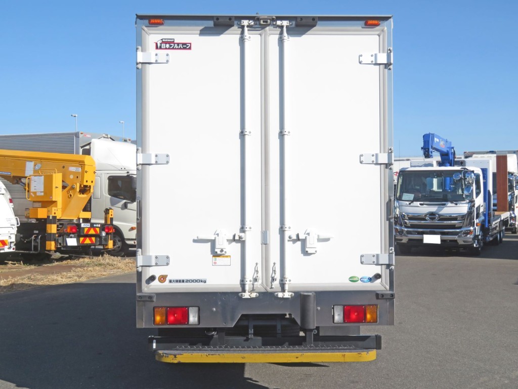 いすゞ エルフ 2RG-NMR88AN(2WD)の写真37