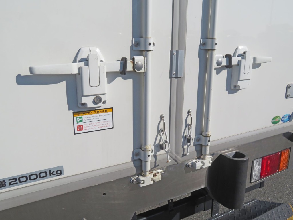 いすゞ エルフ 2RG-NMR88AN(2WD)の写真38