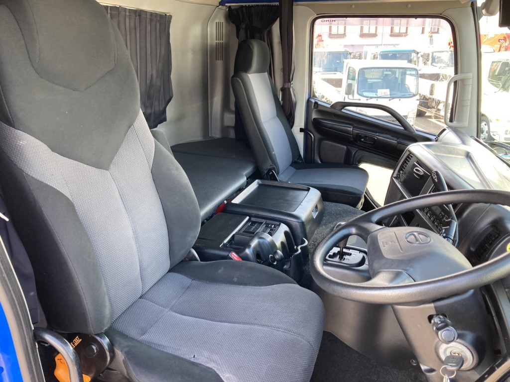 日野 プロフィア QPG-SH1EDDGの写真8