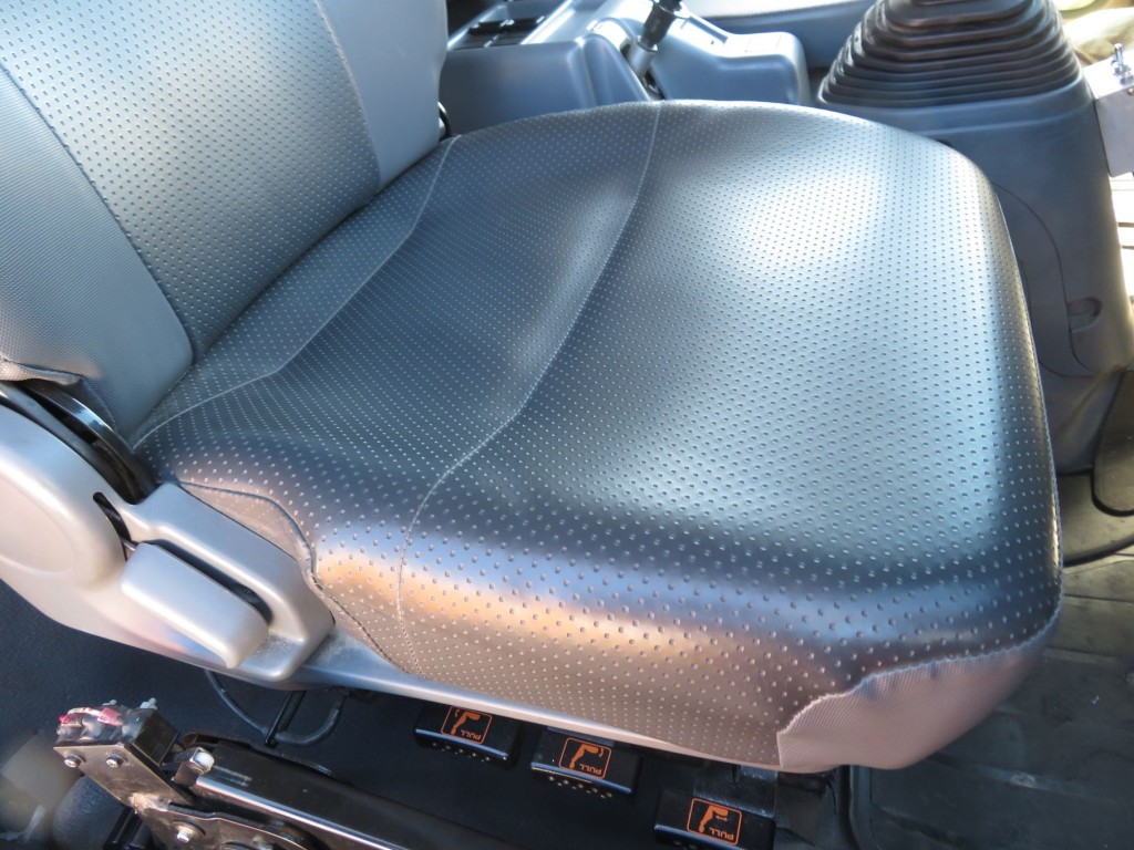 いすゞ フォワード QKG-FVR34U2の写真7