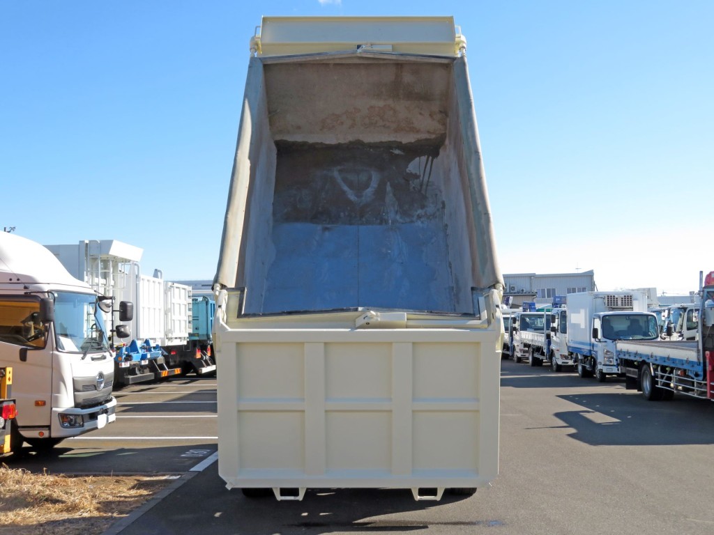 いすゞ フォワード QKG-FVR34U2の写真9