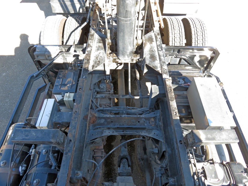 いすゞ フォワード QKG-FVR34U2の写真12