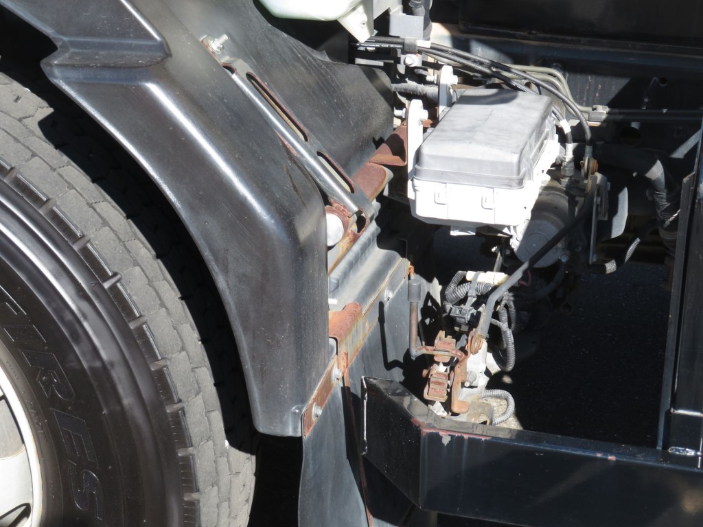 いすゞ フォワード QKG-FVR34U2の写真30