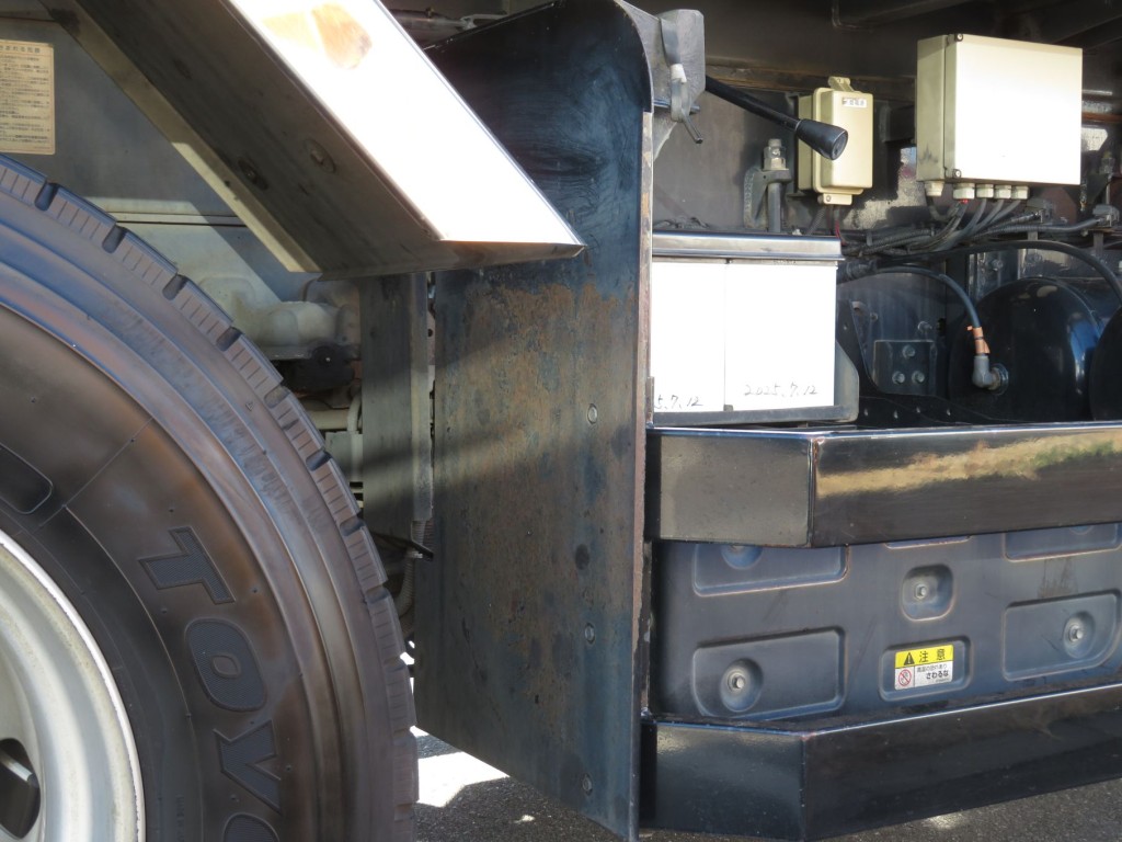 いすゞ フォワード QKG-FVR34U2の写真40