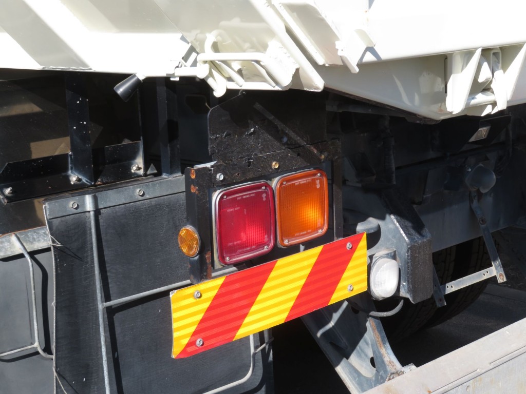 いすゞ フォワード QKG-FVR34U2の写真45