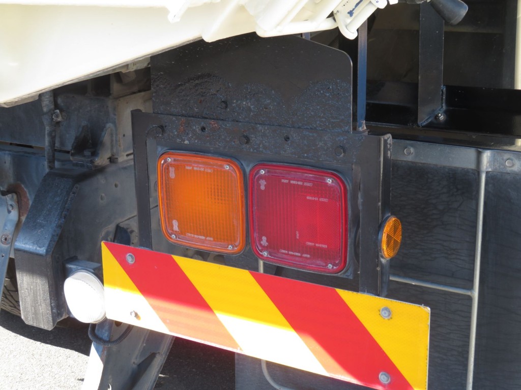 いすゞ フォワード QKG-FVR34U2の写真46