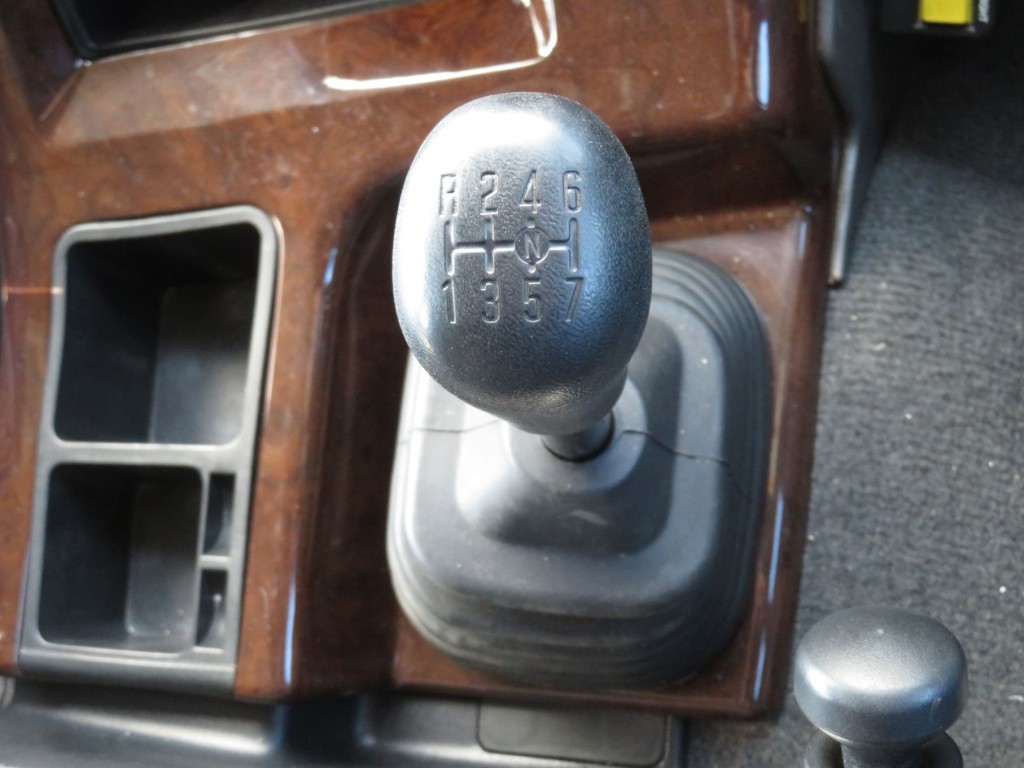 いすゞ ギガ QKG-CXZ77ATの写真23