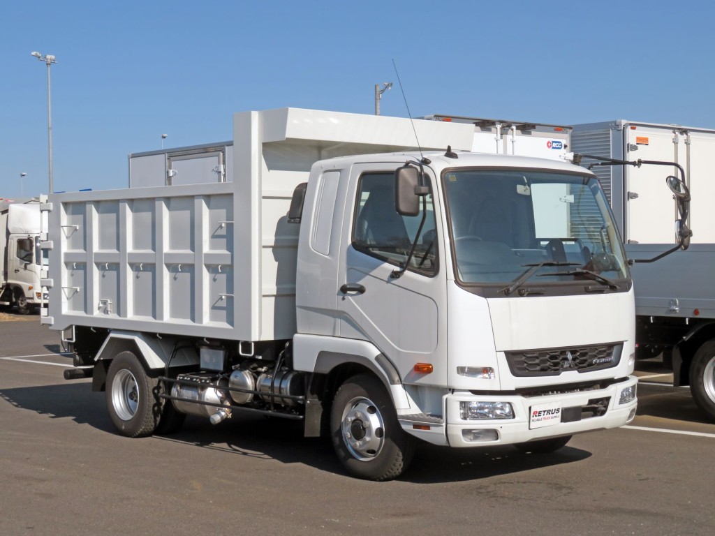 三菱 ファイター 2KG-FK62F(2WD)の写真2