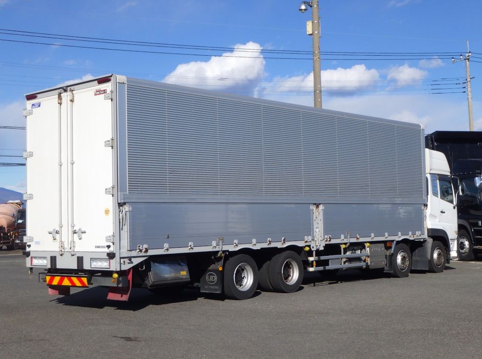 UDトラックス クオン 2PG-CG5CAの写真4