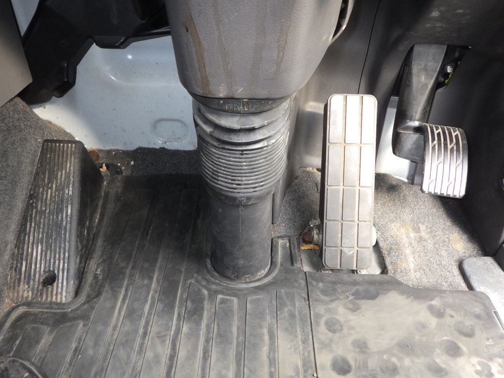 2ペダルです。|UDトラックス クオン 2PG-CG5CAの写真18