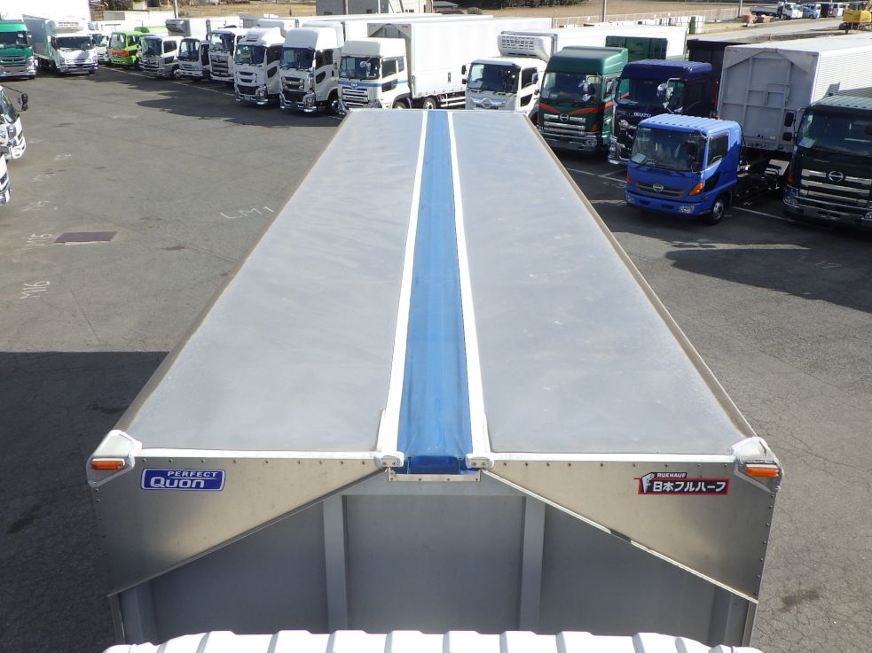 UDトラックス クオン 2PG-CG5CAの写真21