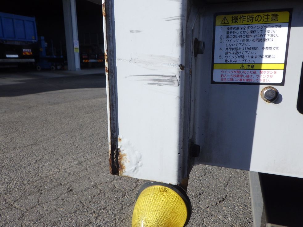 UDトラックス クオン 2PG-CG5CAの写真34