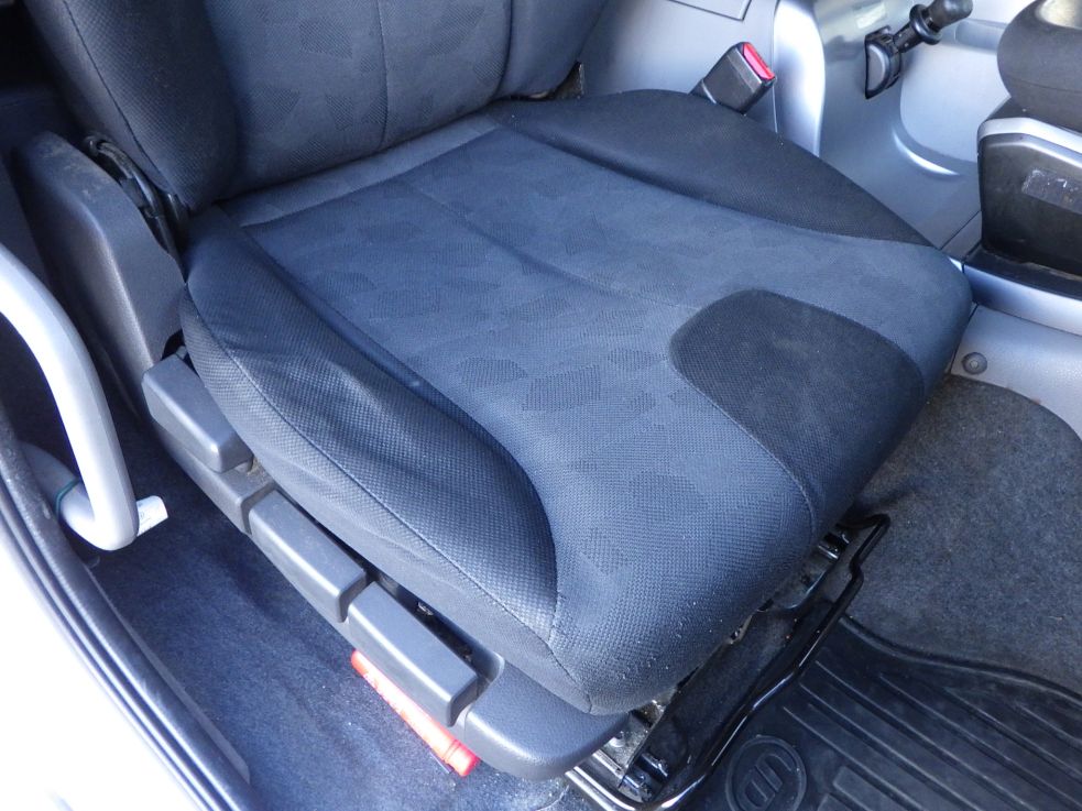 UDトラックス クオン 2PG-CG5CAの写真46