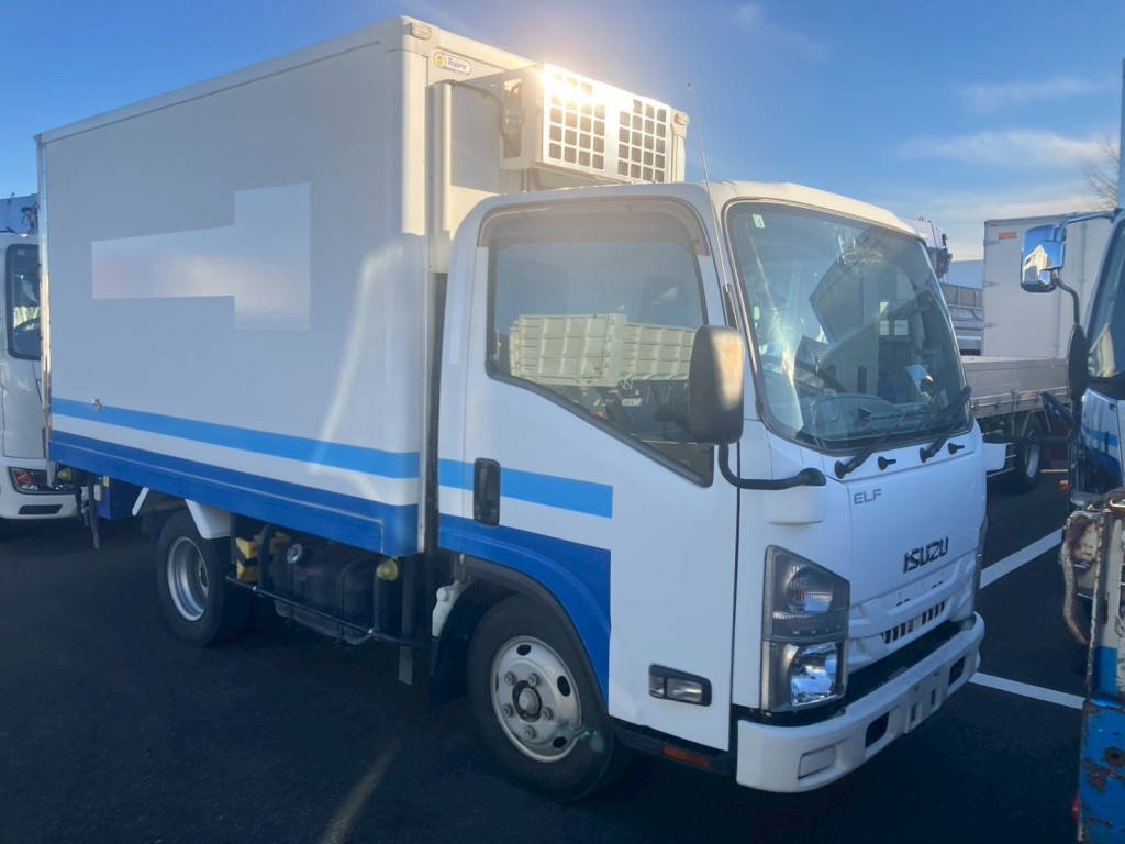 いすゞ エルフ TPG-NMR85AN(2WD)の写真2