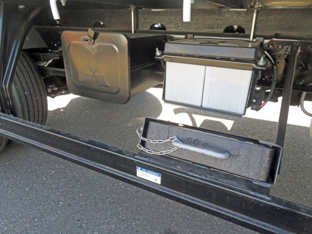 三菱 ファイター 2KG-FK62F(2WD)の写真14