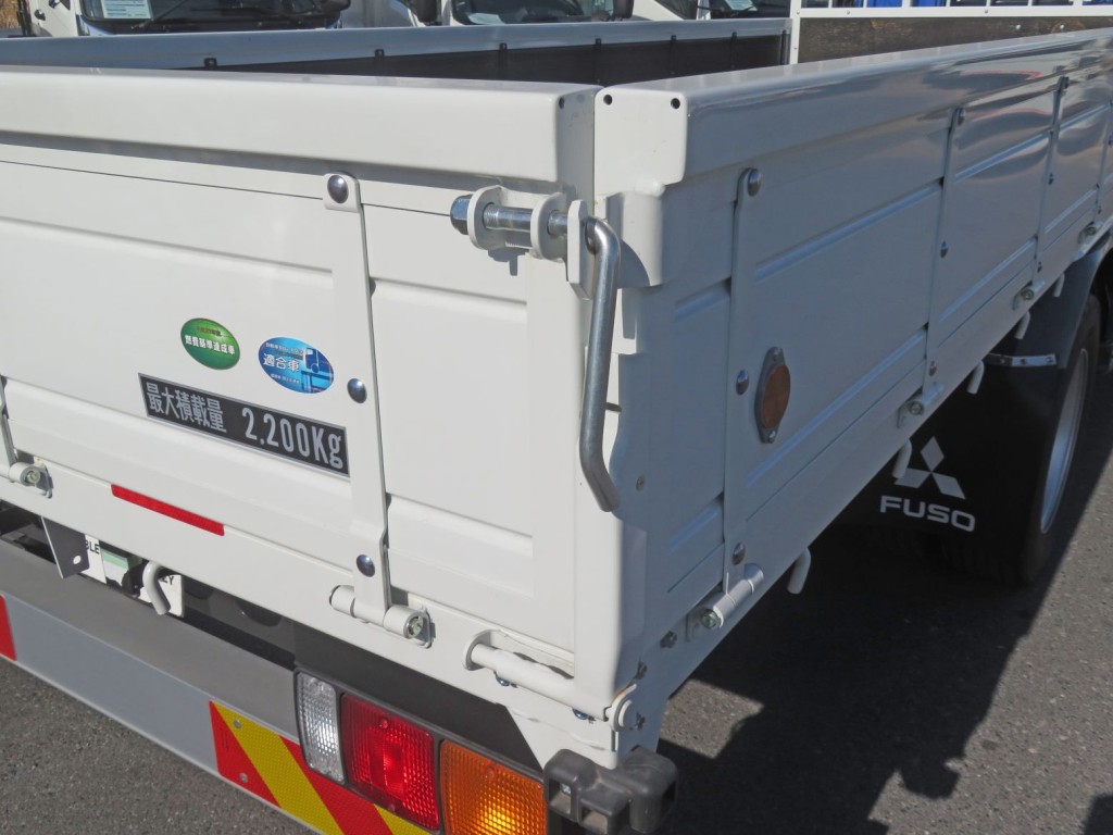 三菱 ファイター 2KG-FK62F(2WD)の写真19