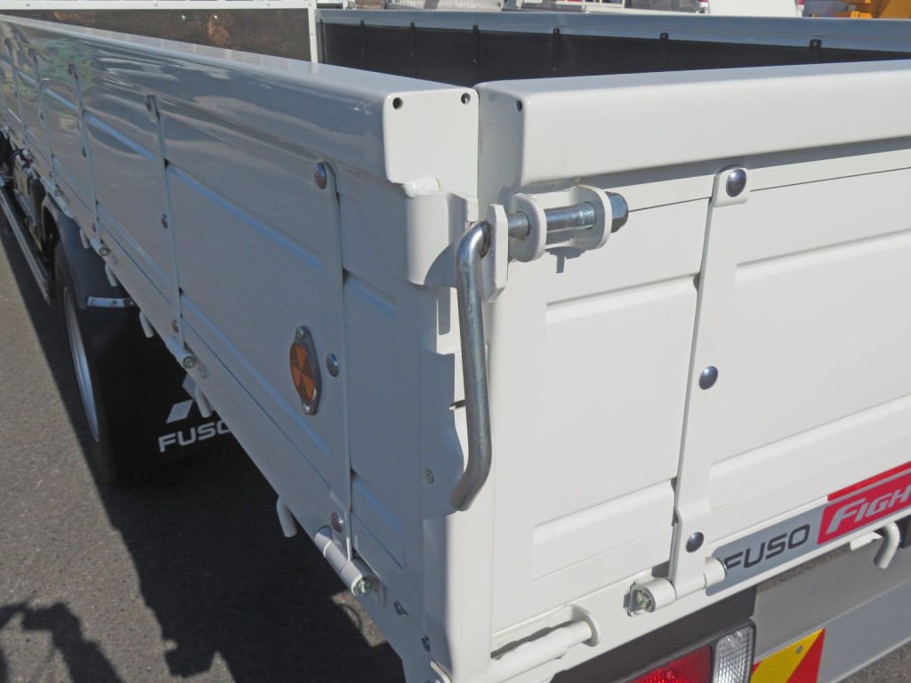 三菱 ファイター 2KG-FK62F(2WD)の写真20