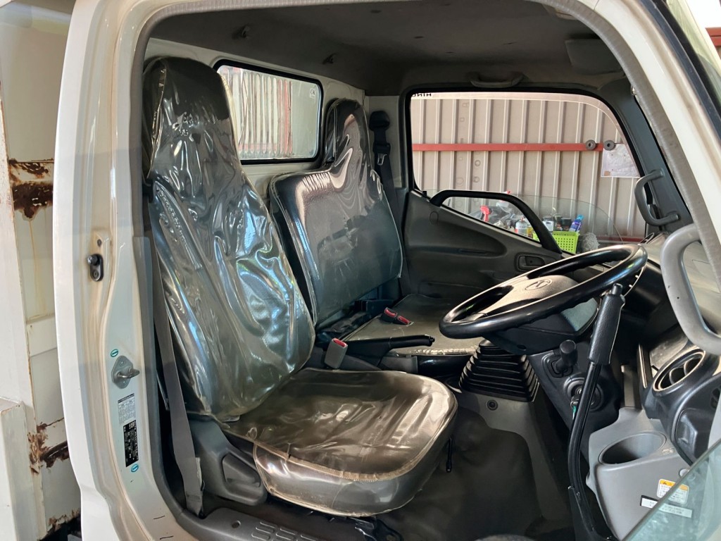 日野 デュトロ TKG-XZC610T(2WD)の写真5