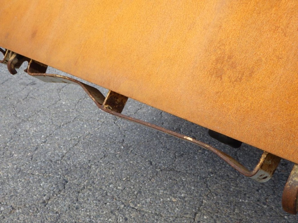 歩み掛けに曲がりがあります。|日野 デュトロ TKG-XZC610T(2WD)の写真41