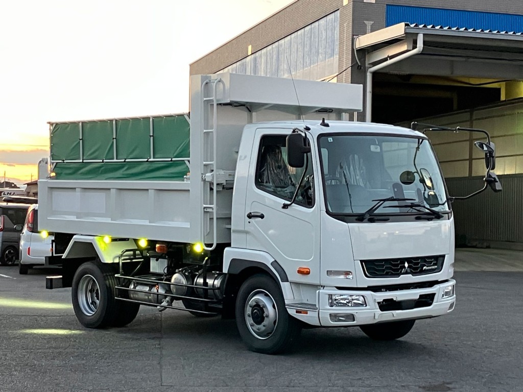 三菱 ファイター 2KG-FK72FZの写真2