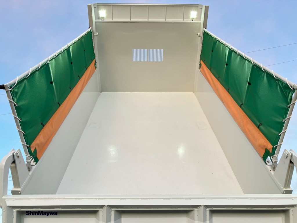 三菱 ファイター 2KG-FK72FZの写真8