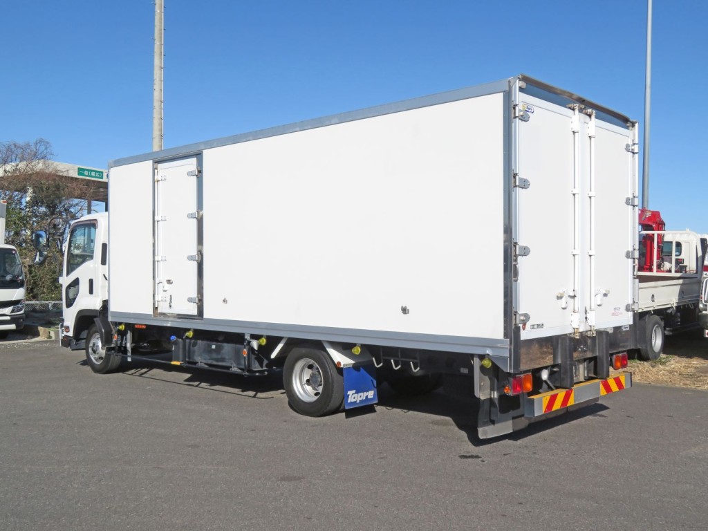 いすゞ フォワード 2PG-FRR90T2(2WD)の写真3