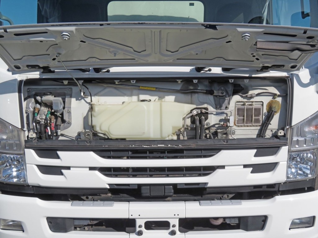 いすゞ フォワード 2PG-FRR90T2(2WD)の写真24