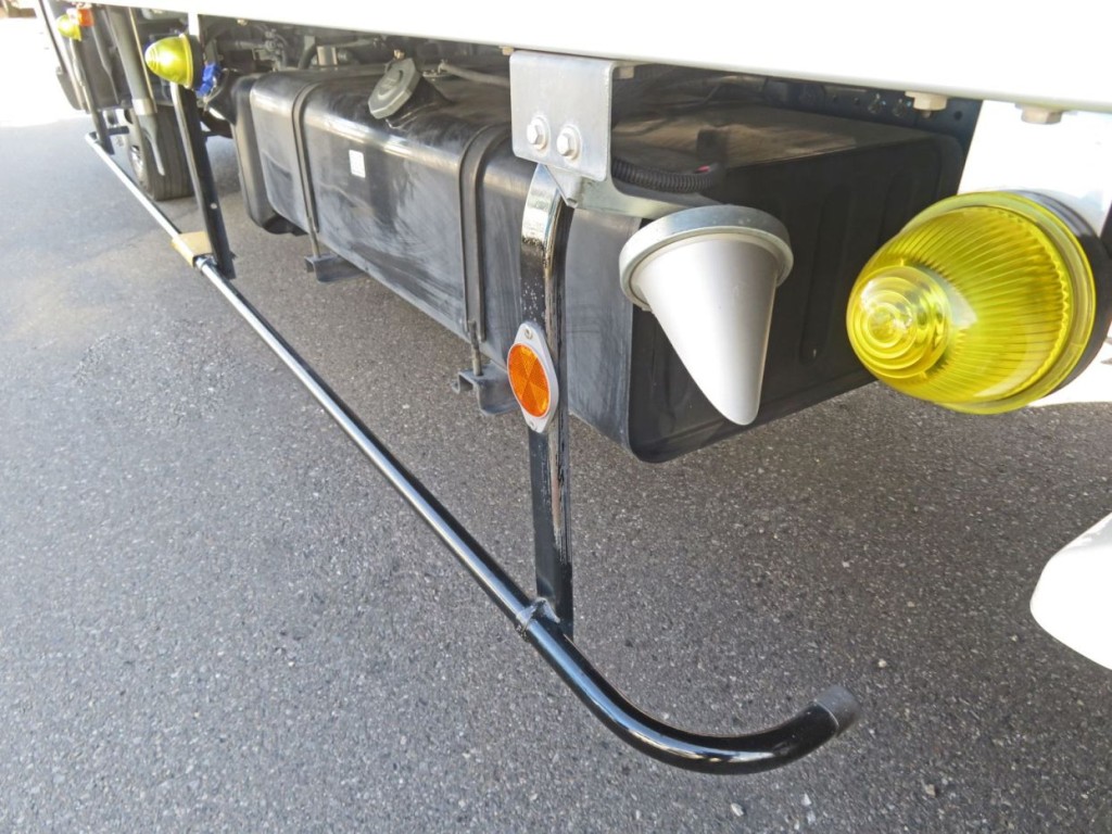 いすゞ フォワード 2PG-FRR90T2(2WD)の写真45