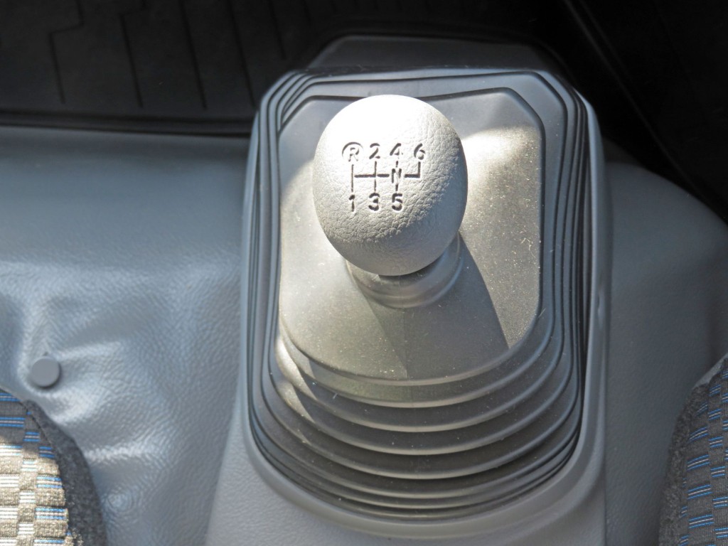 日野 デュトロ 2KG-XZU712M(2WD)の写真16