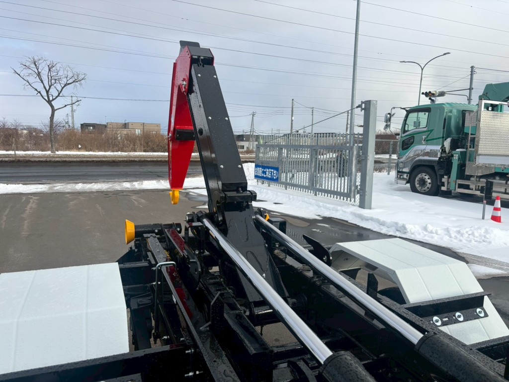 ツインシリンダーです。|三菱 ファイター 2KG-FK72F(2WD)の写真12