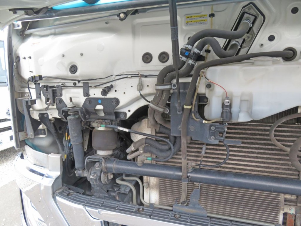 UDトラックス クオン 2PG-GK5AABの写真28