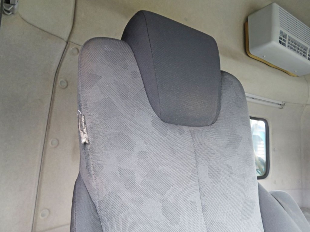 UDトラックス クオン 2PG-GK5AABの写真43