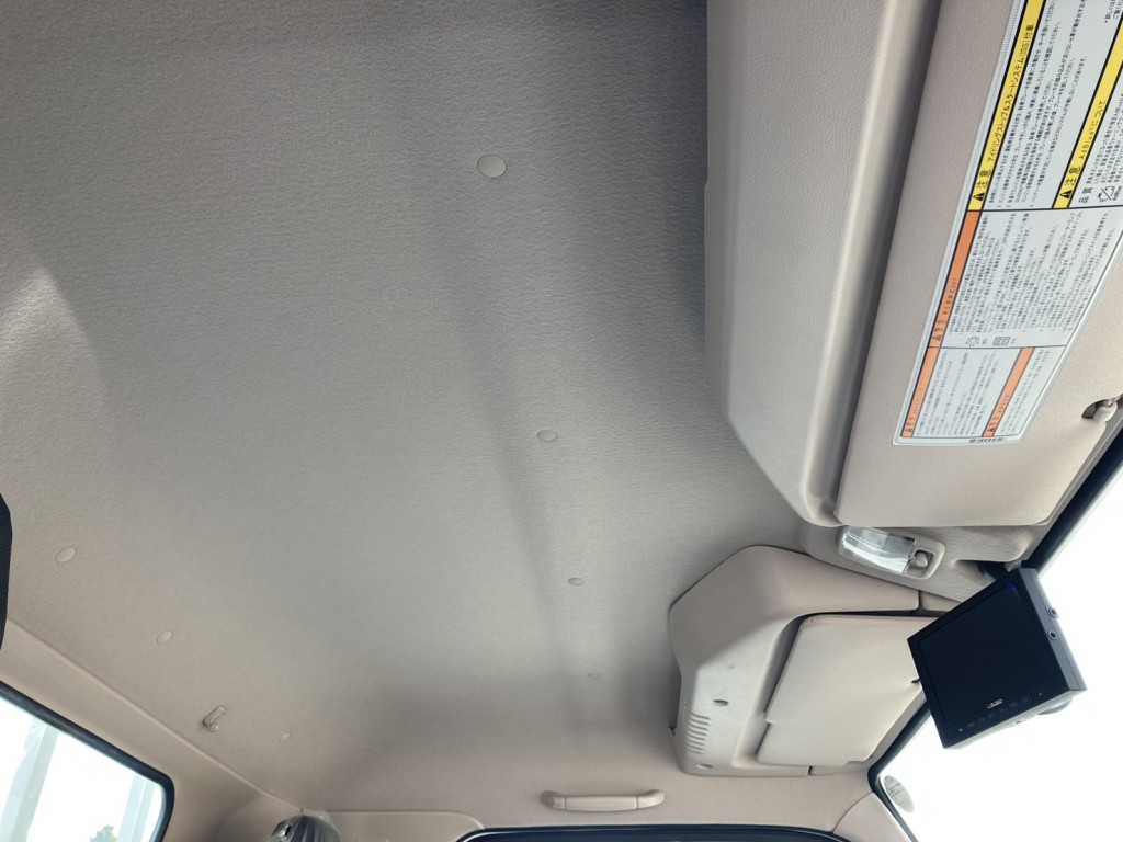 三菱 キャンター 2RG-FEB50(2WD)の写真13