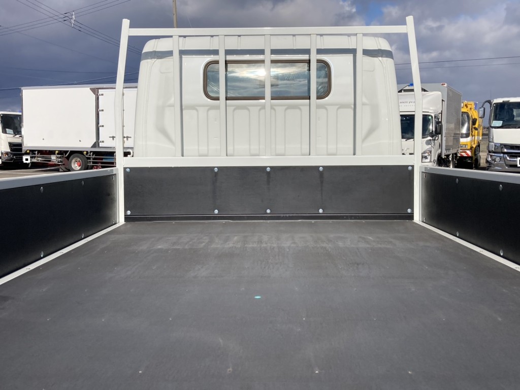 荷台内部です|三菱 キャンター 2RG-FEB50(2WD)の写真16