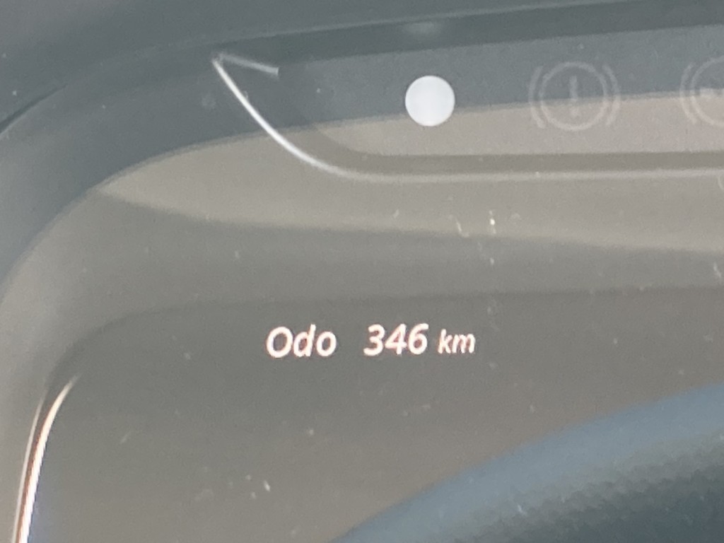 走行メーターです。|三菱 キャンター 2RG-FEB50(2WD)の写真26