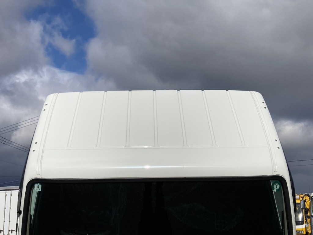 ルーフの状態です。|三菱 キャンター 2RG-FEB50(2WD)の写真27
