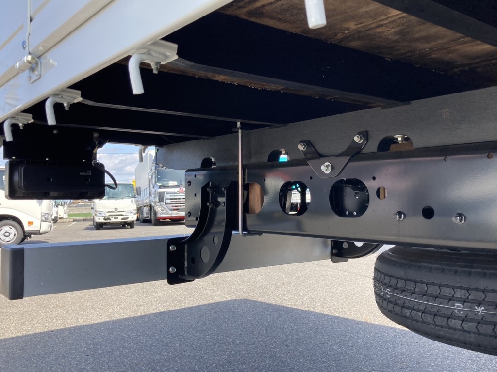 シャーシとネタの状態です。|三菱 ファイター 2KG-FK62F(2WD)の写真9