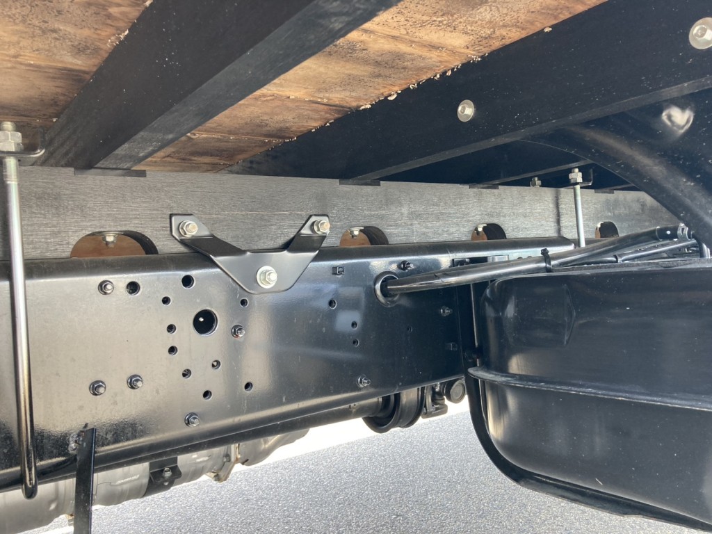 シャーシとネタの状態です。|三菱 ファイター 2KG-FK62F(2WD)の写真10