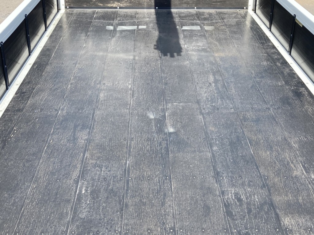 床前方の状態です。|三菱 ファイター 2KG-FK62F(2WD)の写真19