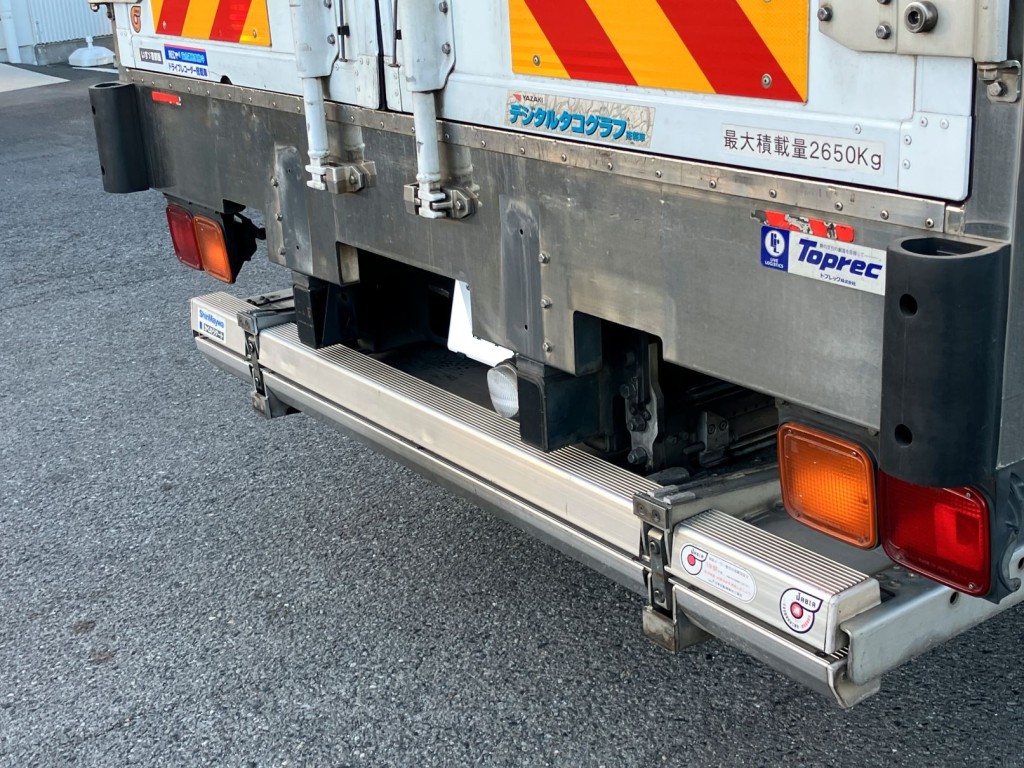 いすゞ フォワード TKG-FRR90S2(2WD)の写真13